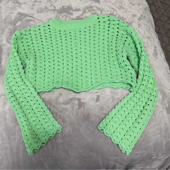 Zara Light Green Crochet Crop Top - Picture 3 of 7